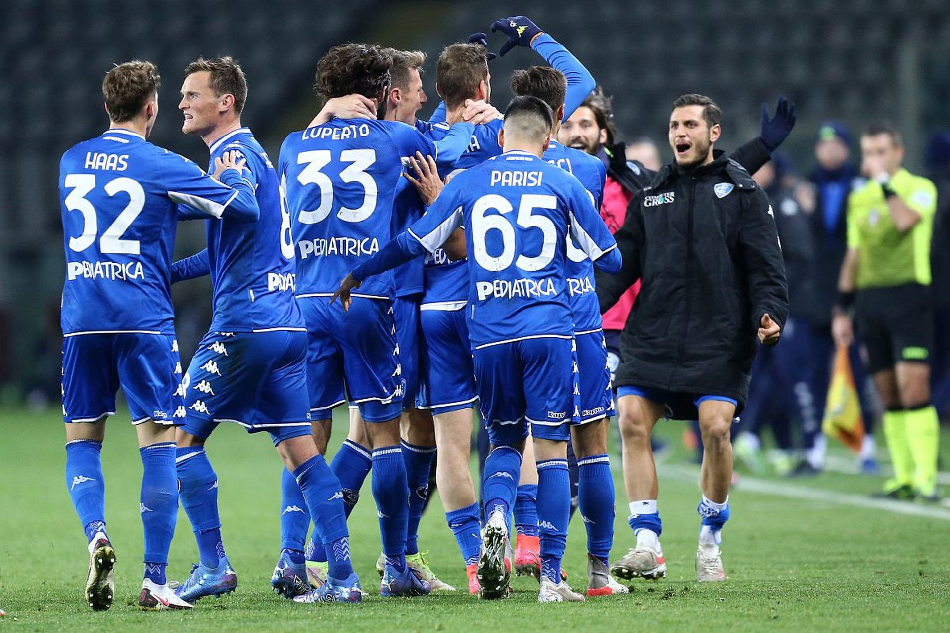 竞争对手轻 竞争对手轻