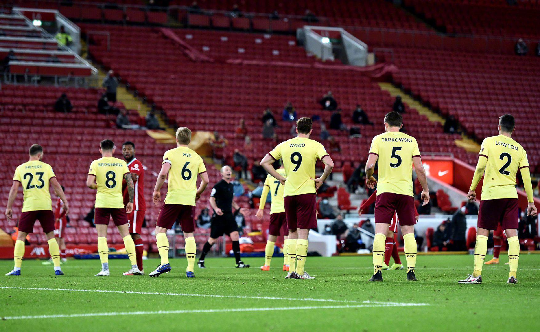 瞩目的年轻 瞩目的年轻